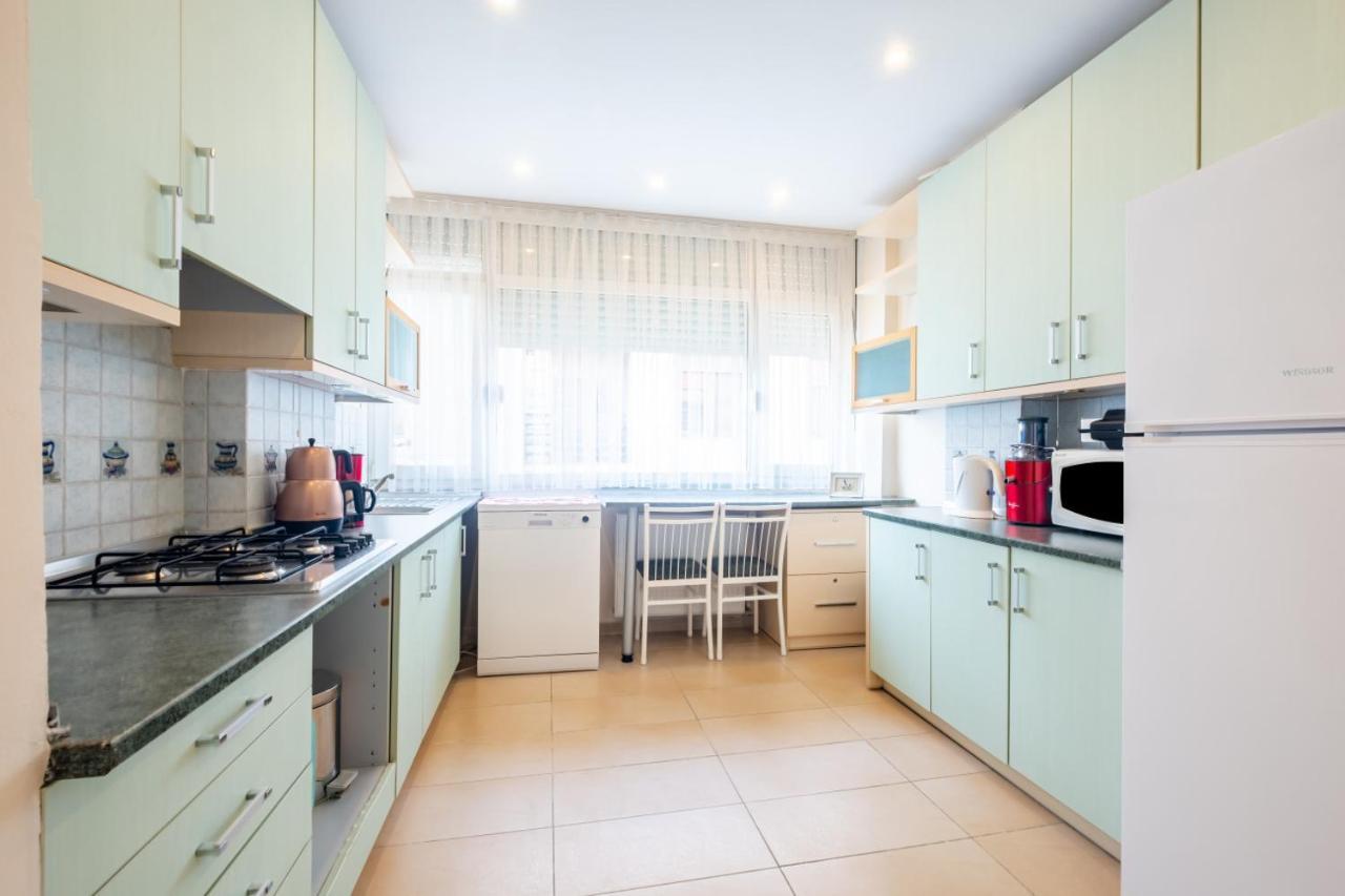 Cozy Flat Near Bagdat Street In Suadiye Istanbul Exterior photo