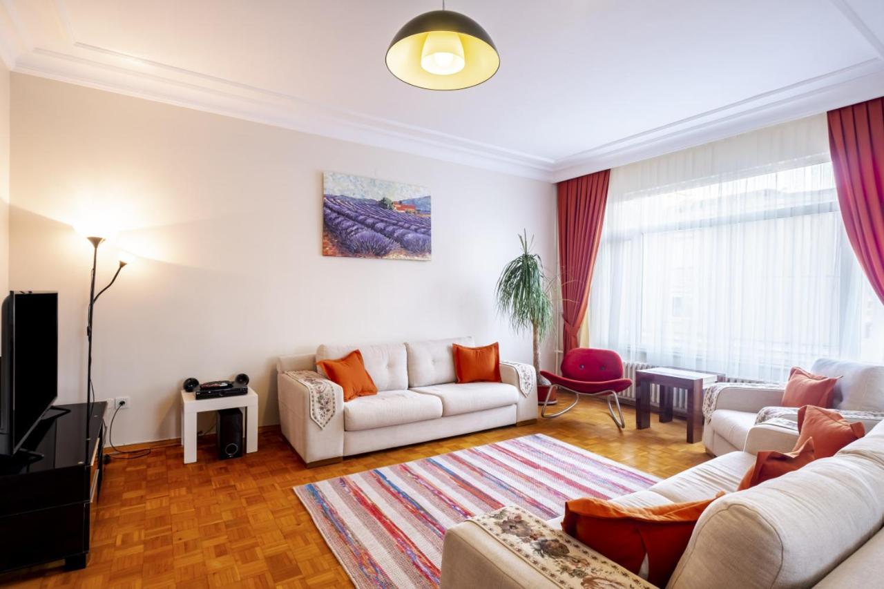 Cozy Flat Near Bagdat Street In Suadiye Istanbul Exterior photo
